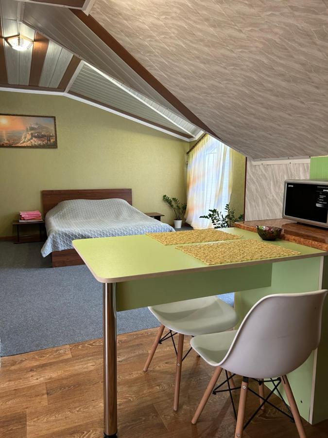 Гостьовий Дім Guest House Podilsk Ngoại thất bức ảnh