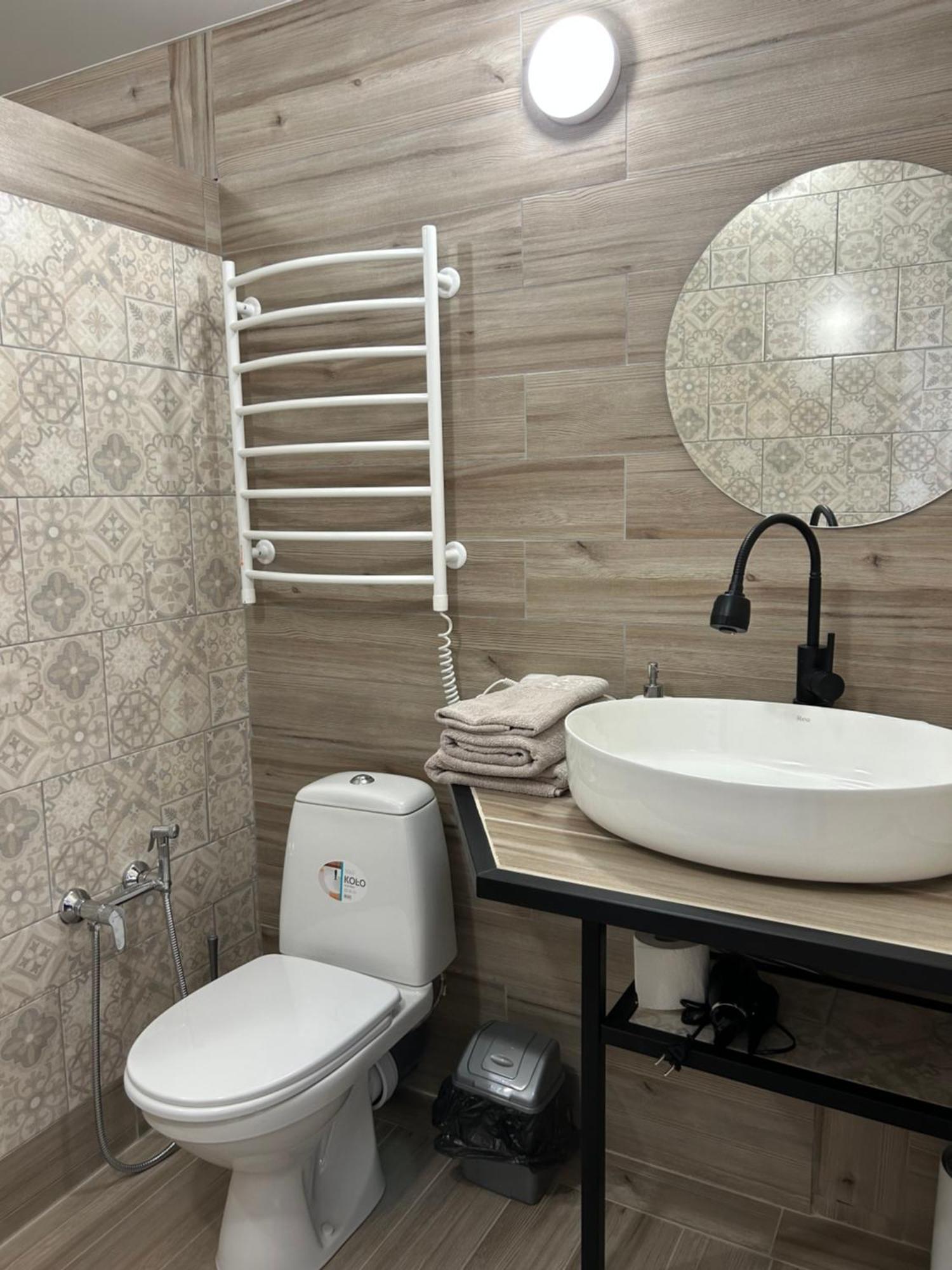 Гостьовий Дім Guest House Podilsk Ngoại thất bức ảnh