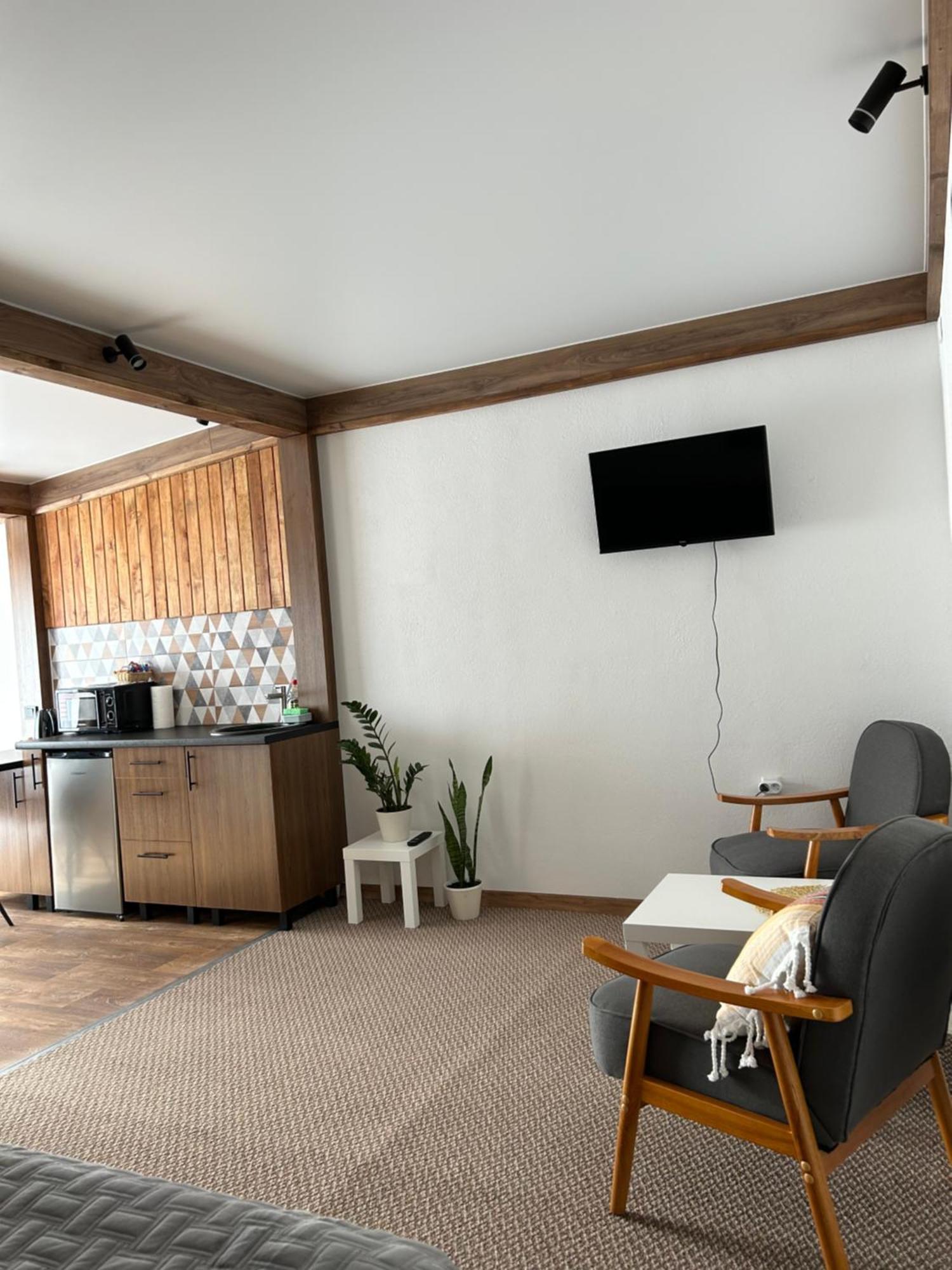 Гостьовий Дім Guest House Podilsk Ngoại thất bức ảnh