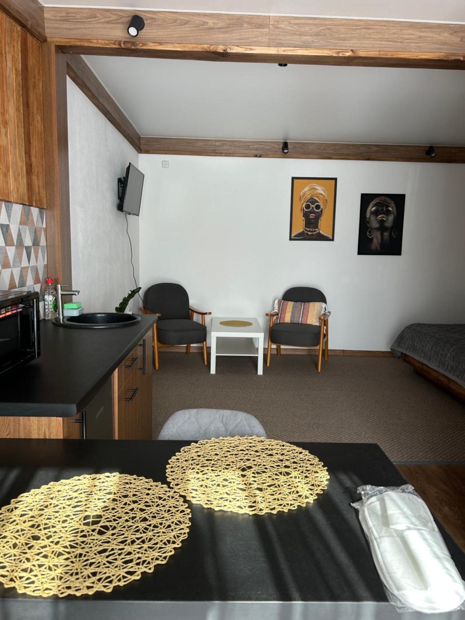 Гостьовий Дім Guest House Podilsk Ngoại thất bức ảnh
